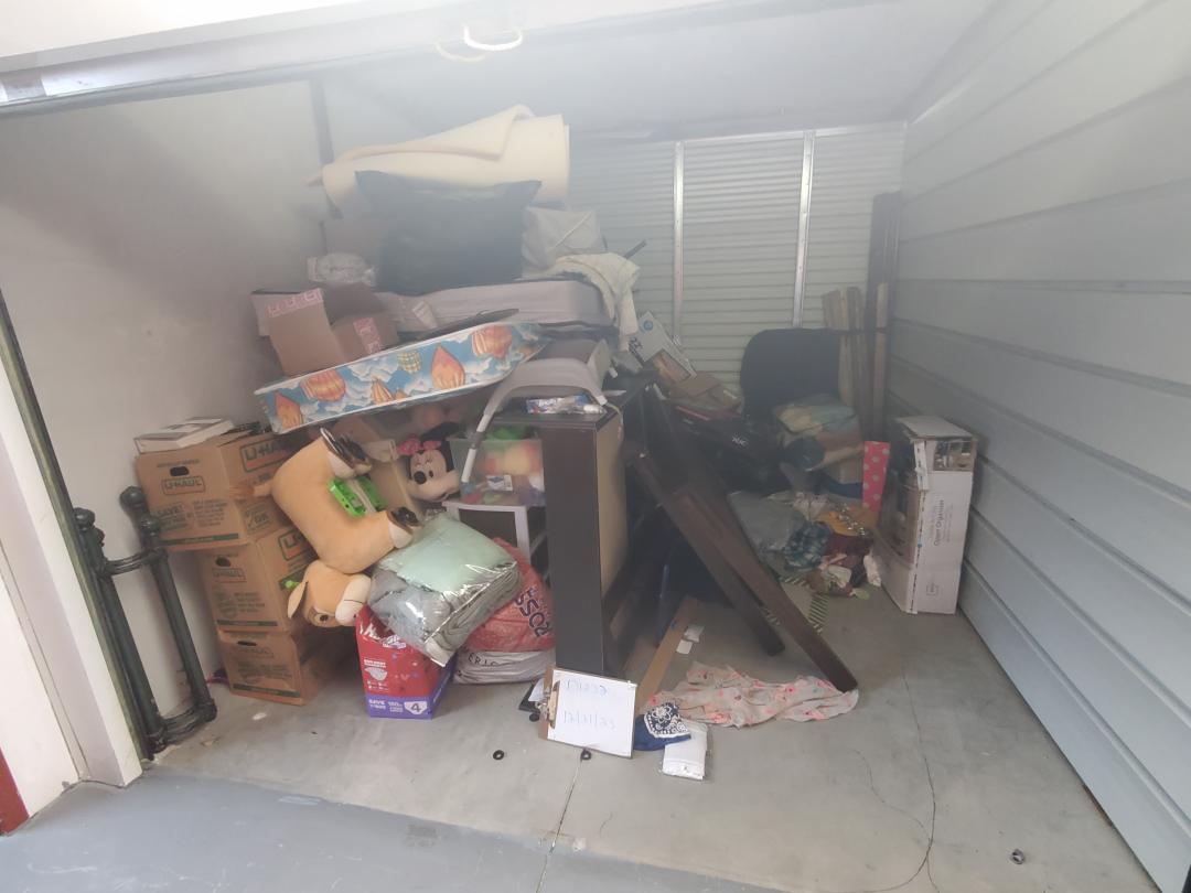 Storage Unit Auction in Tallahassee, FL at Morningstar of Tennessee